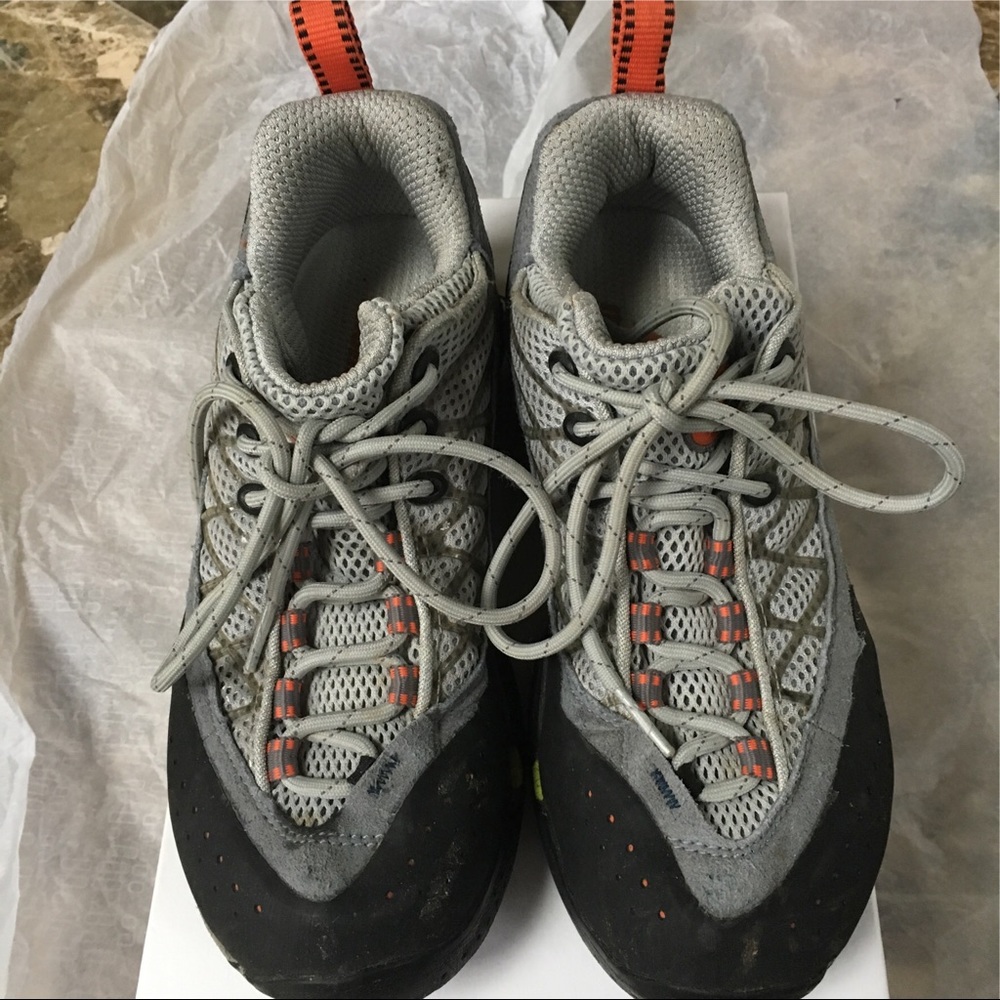 Hiking/Walking Shoes